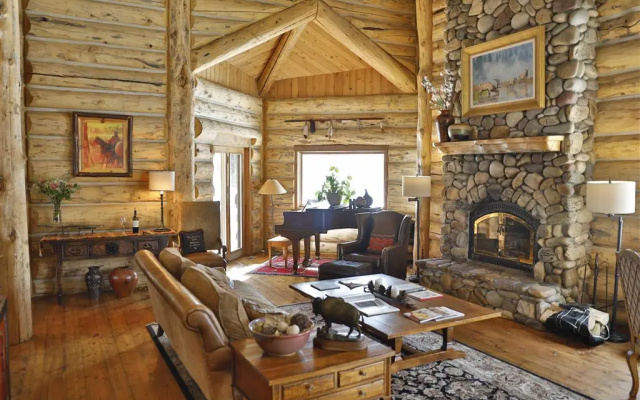 Bentwood Inn