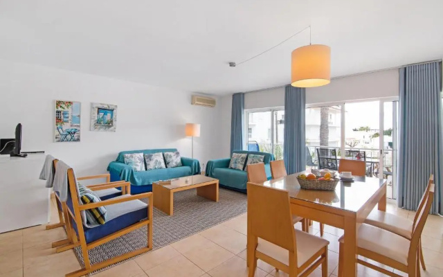 Costa Cabanas 62