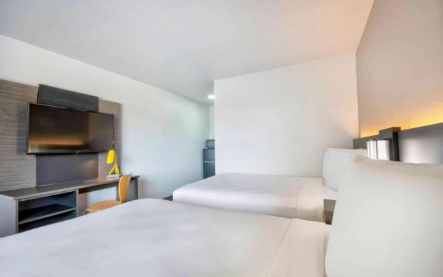 Motel 6 Austin, TX - North