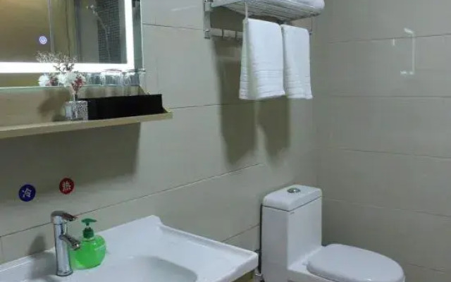 Pebble Hotel (Taiqian Jinshui Road Mobile Company)
