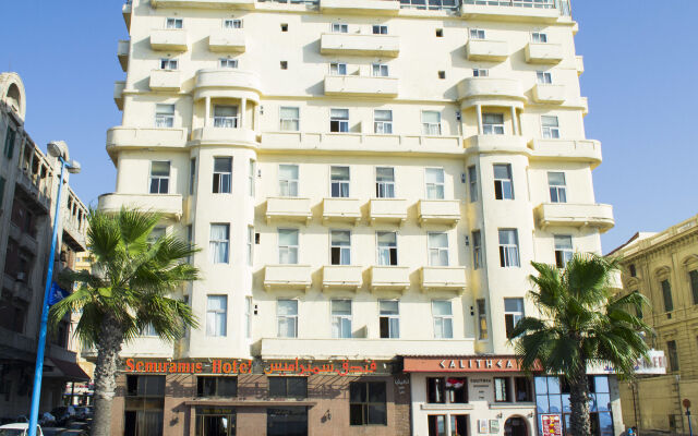Semiramis Hotel вид на фасад