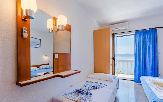 Villa Kosa - Two Bedroom Apartment With Balcony and Sea View