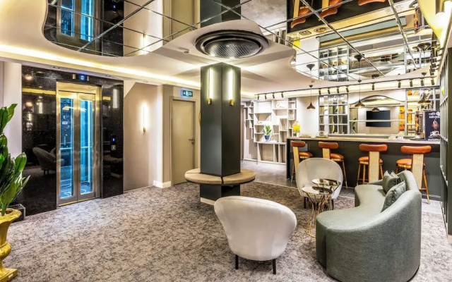 Sistina Old City Hotel