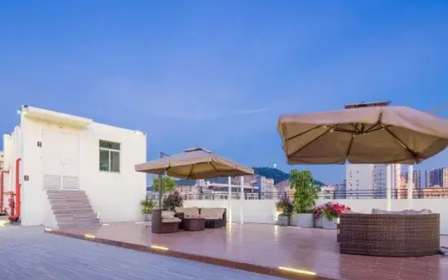 Zhuwo Apartment (Shenzhen Bao'an International Airport Guxu Subway Station)