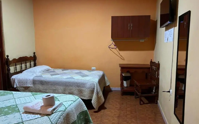 El Centro Hospedaje