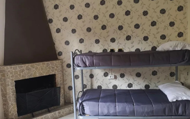 Los Mochileros hostel