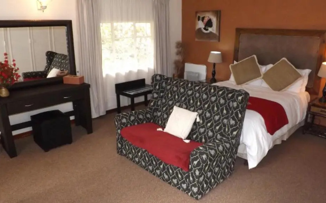 Thatchings Guest House