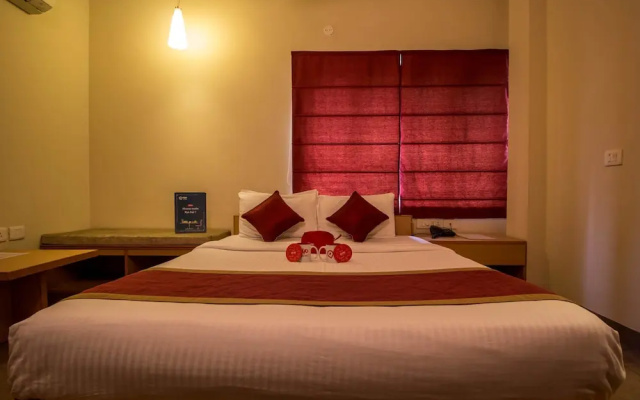 OYO Apartments RK Beach Road