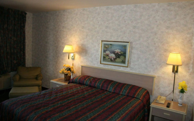 Sun Valley Inn & Suites