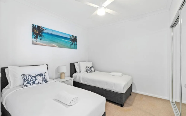 Harbour Quays Apartments