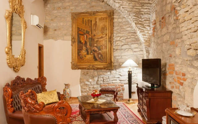 Hotel U Prince Prague by BHG