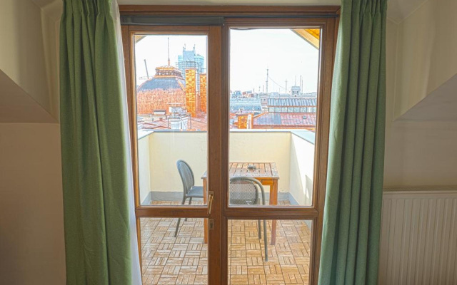Rembrandt Hotel