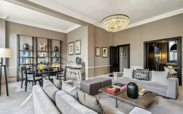 Knightsbridge Flat 3 Bed