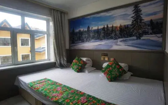 Lao Dongbei Inn (Xuexiang National Forest Park Store)