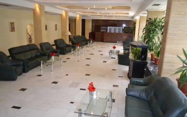 Hotel Tiara