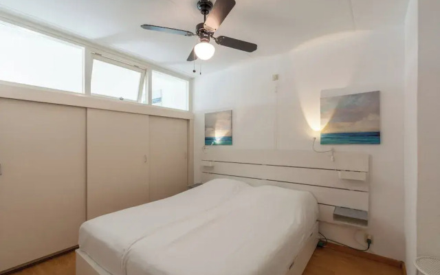 Apartment in Julianadorp by the Sea