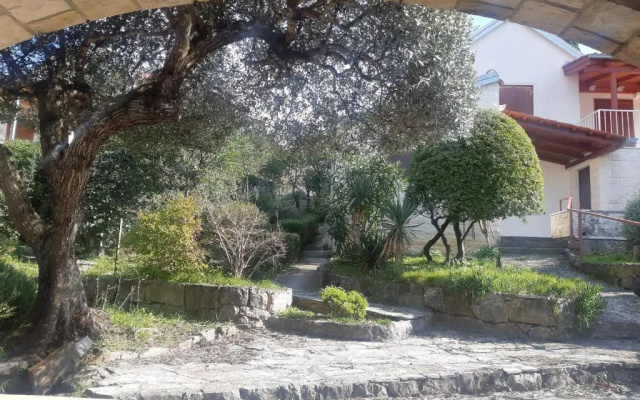 Villa Bonetti Postira - place2stay on island of Brač