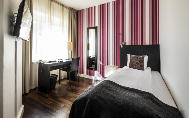 First Hotel Witt