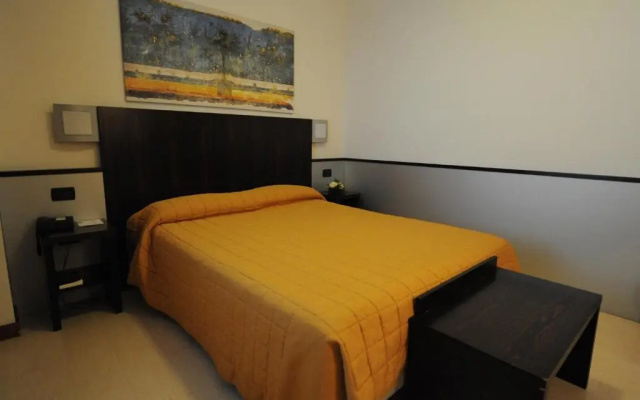 Euro Hotel