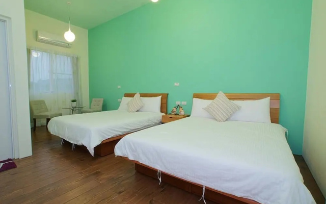 6636 B&B