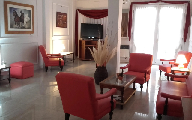 Hotel Manila I