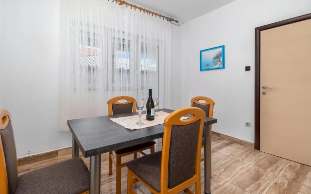Stunning Apartment in Selce With Wifi and 2 Bedrooms