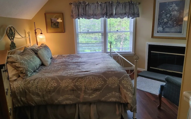 Inn at Ellis River