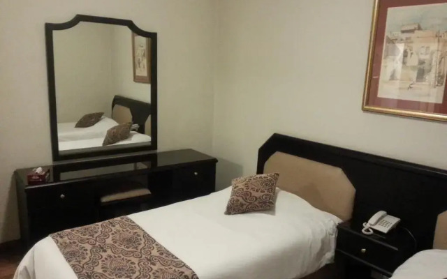 Clermont Hotel Suites