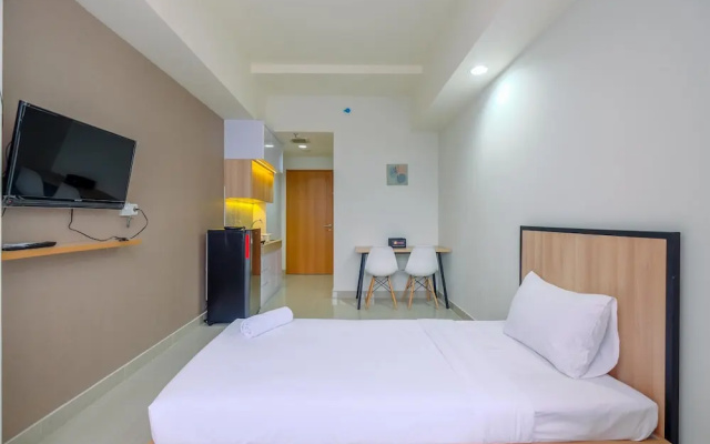Minimalist Studio Room At Evenciio Margonda Apartment