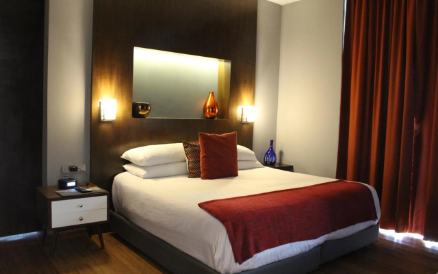 Hotel Love It CAS Consulate