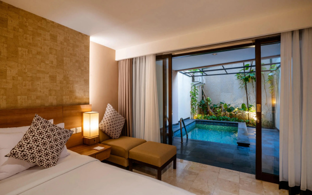 Cross Vibe Paasha Atelier Bali Kuta