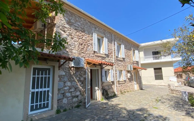 Barbajonn's Stone House