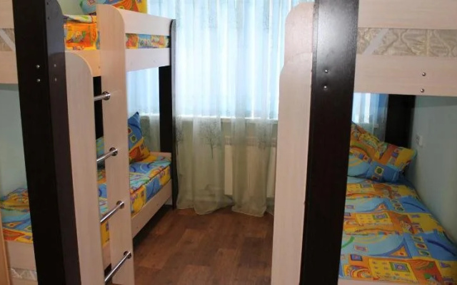 Hostel Den' & Noch'