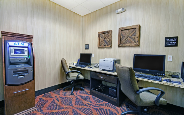 Hampton Inn & Suites Milwaukee/Franklin