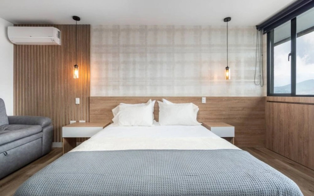 Go Living Suites - 1402