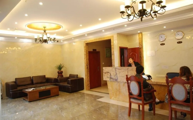 7Days Inn Hotel (Chongqing Longtousi North Railway Station High-Speed Rail Station)