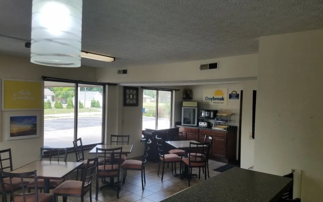 Days Inn Bloomington