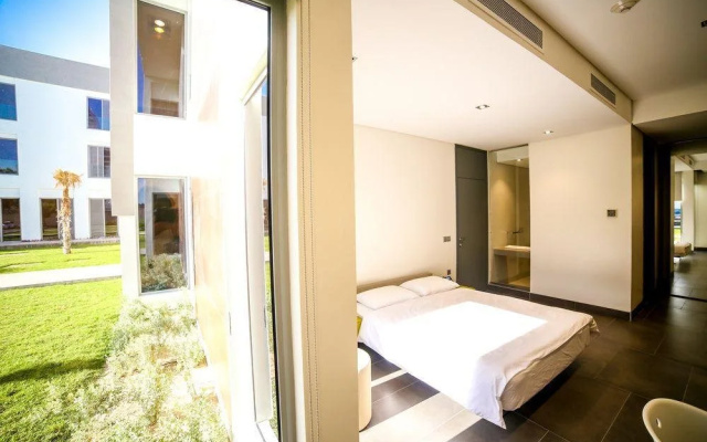 M Executive Residence & Boutique Hotel - Adults Only