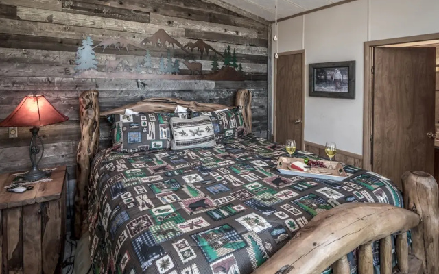 Ruidoso Three-bedroom
