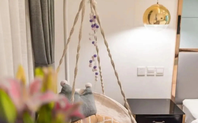 Shuiyue Dongtian Light Luxury Hostel