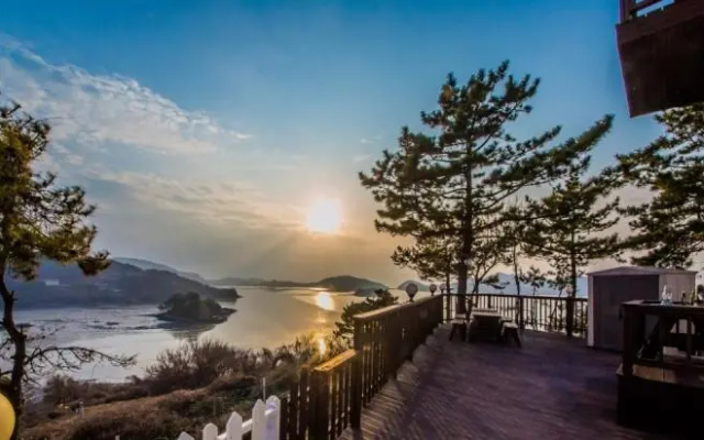 Yeosu Art Pension