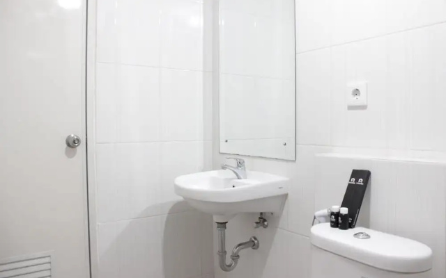 Spacious 2BR Apartment at Newton Residence near Toll Buah Batu