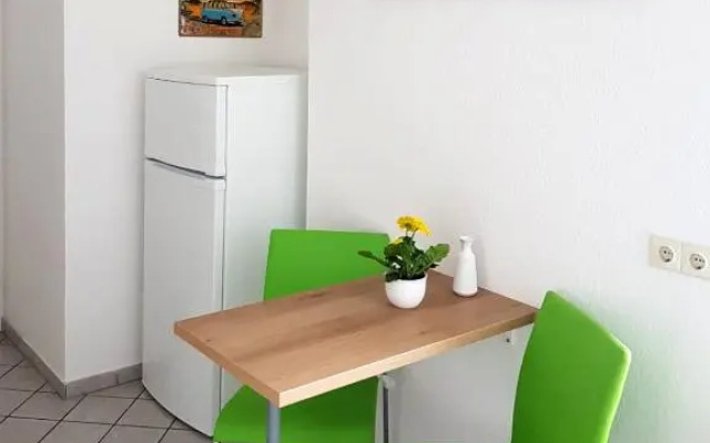 Pirna/Dohna, 2 R.-Wohnung in Mehrfamilienhaus