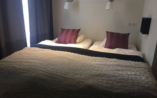 North West Restaurant & Guesthouse