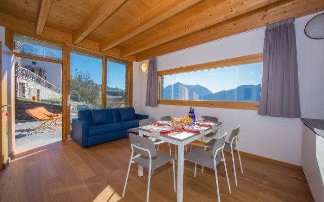 Paradiso del Lago T2