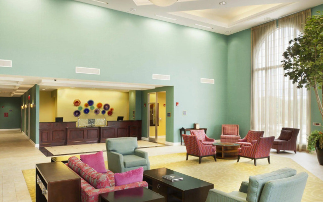 DoubleTree by Hilton Greensboro