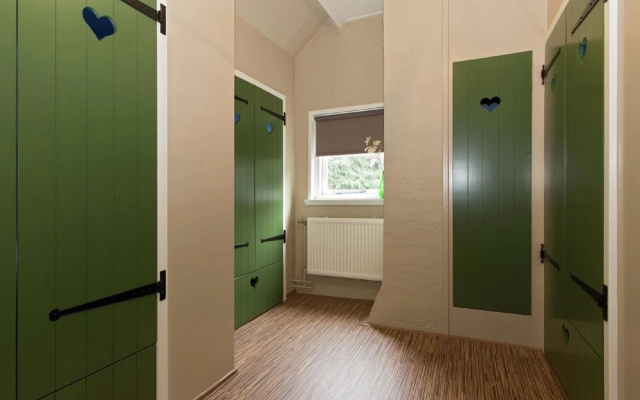 Beautiful Home With Lots of Privacy, in the Forest