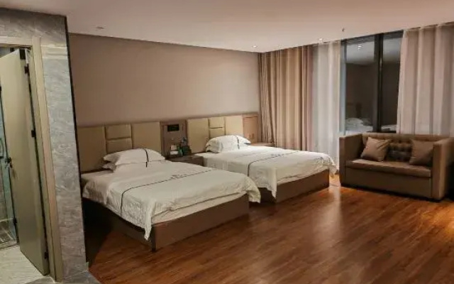 Tongjiang Xiangrui Hotel