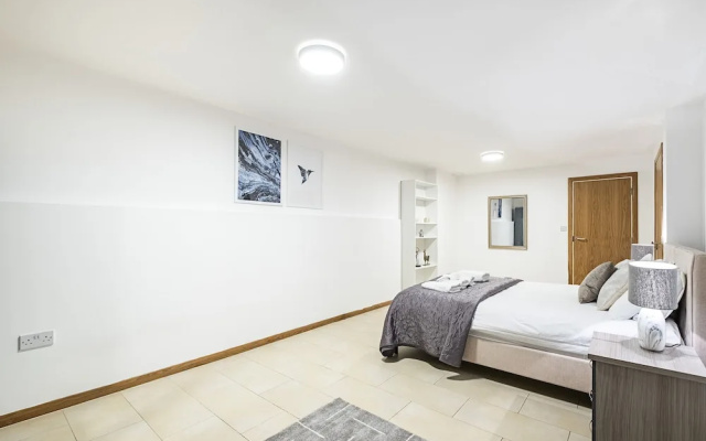 Laystall Apartment by Flexystays
