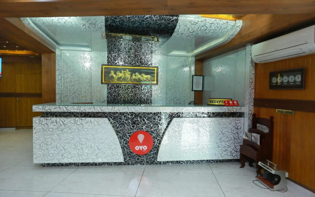 Capital O 14702 Kovilakam Residency
